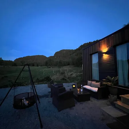 Vika Minihouse * クリスティアンスン